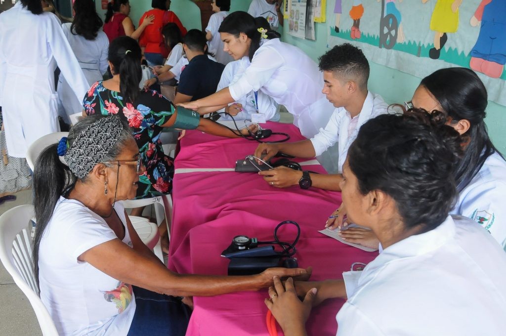 Maceió Rosa promove mutirão de saúde no centro de Maceió