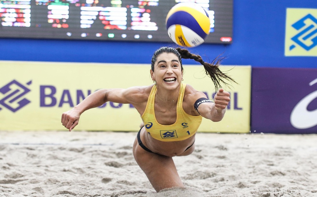 Carol Solberg será julgada no STJD do vôlei na terça-feira (13)