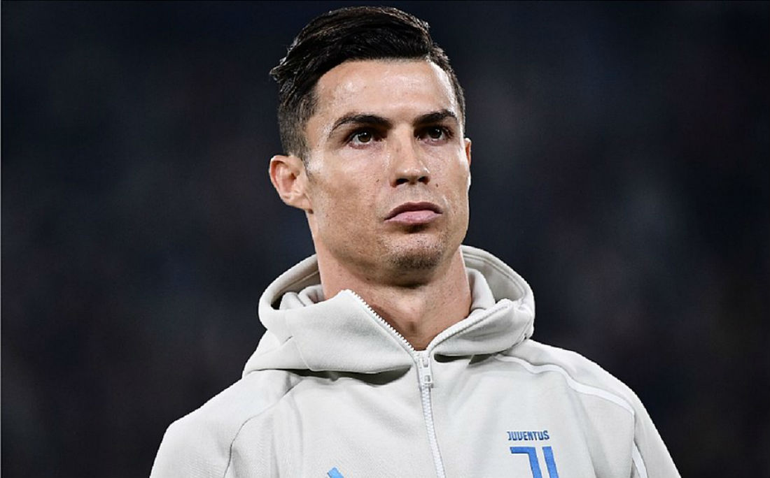 Fora do jogo contra Messi, Cristiano Ronaldo deseja 'força' à Juve