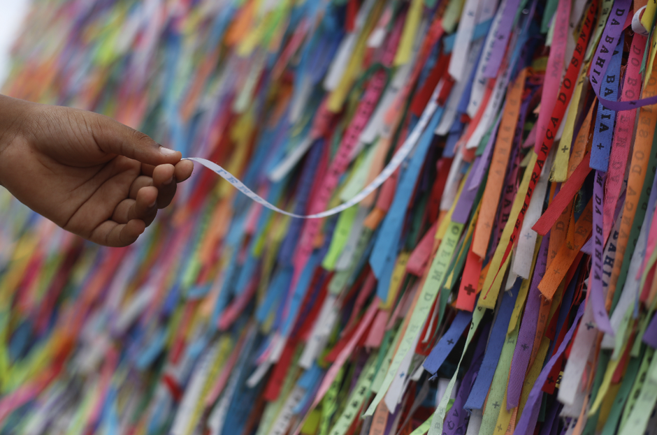 'Vocês humanos são muito carentes', diz fitinha do Bonfim