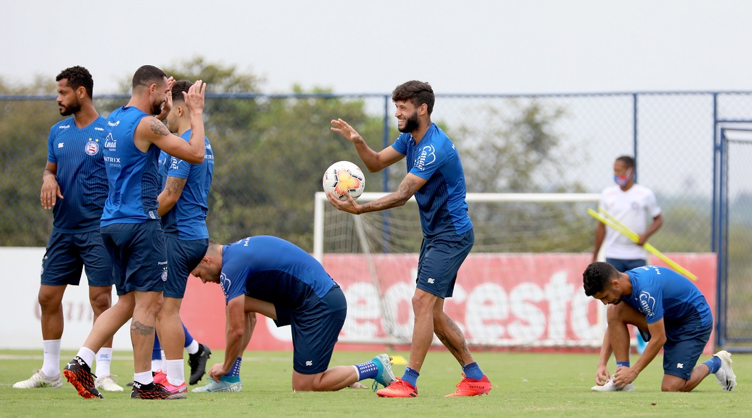 Bahia inscreve 45 jogadores para Sul-Americana; veja lista