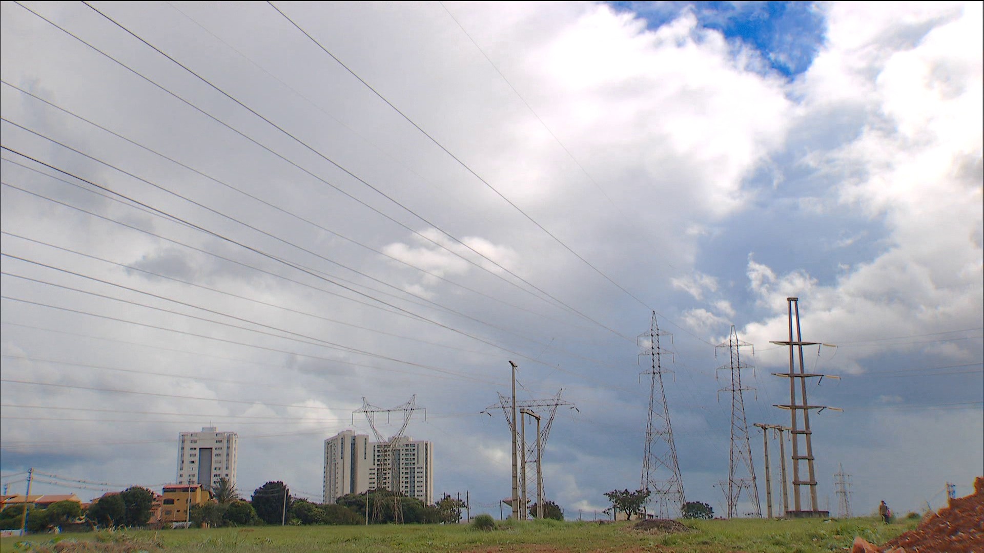 ONS vê carga de energia subir 3,3% em outubro com reabertura da economia