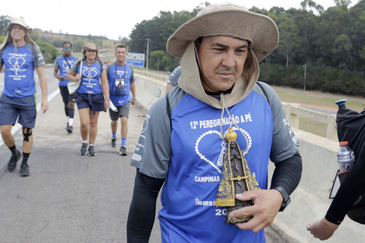 Aparecida registra apenas 10 mil pessoas no 1º dia do feriado dedicado à santa