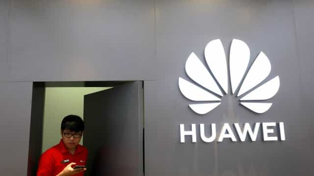 Suécia proíbe Huawei em leilão de frequências para 5G