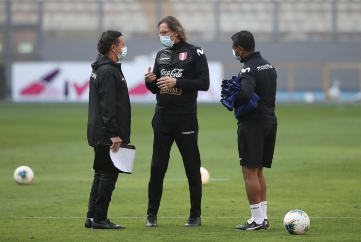 Rival do Brasil, Peru corta dois atacantes que testaram positivo para Covid-19