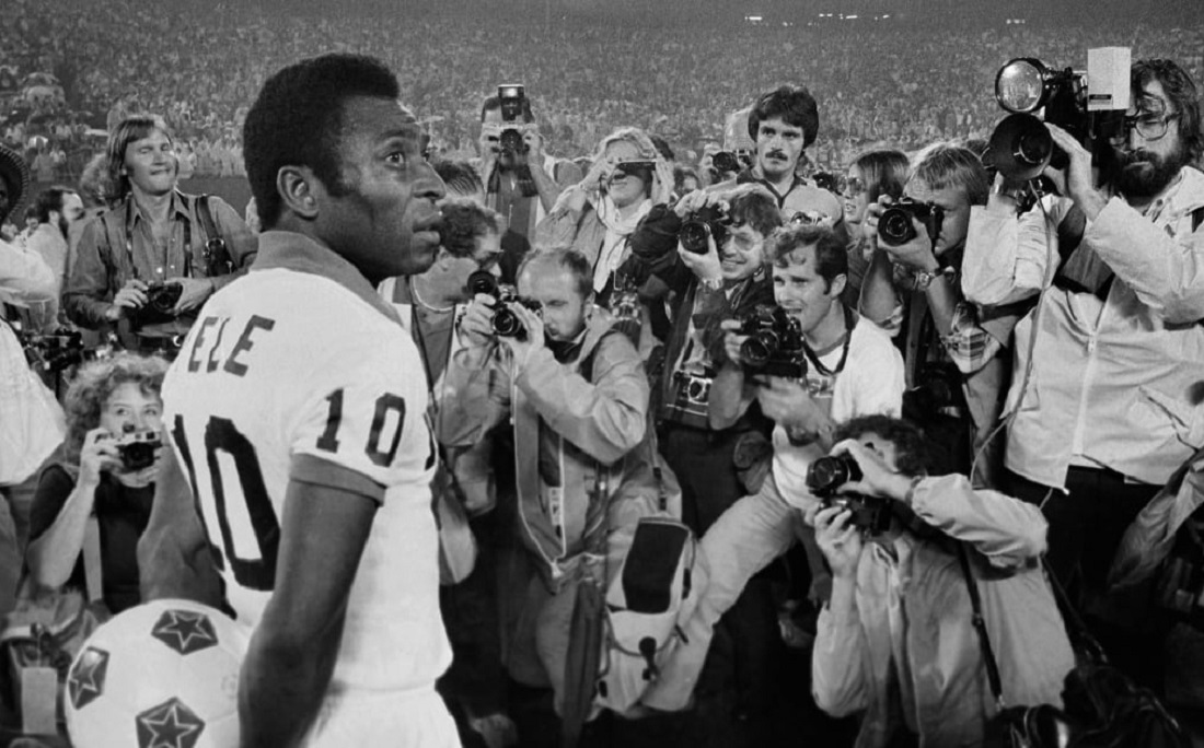 Pelé 80 anos: a aposentadoria no Cosmos, dos EUA