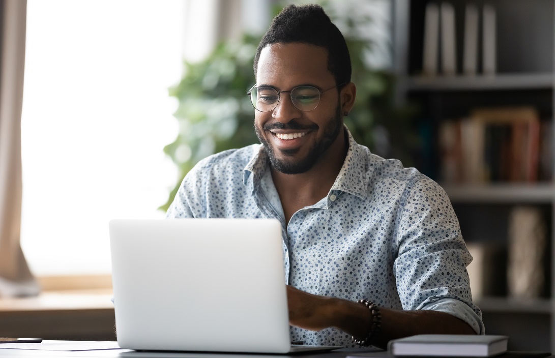 Três cursos online e gratuitos oferecidos em universidades estrangeiras