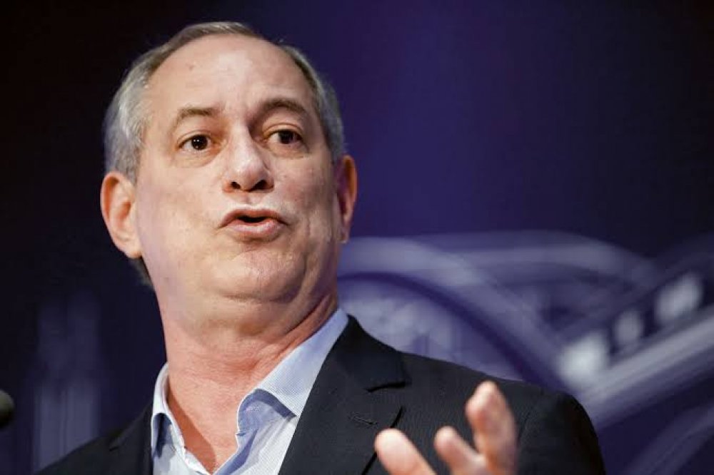 Ciro Gomes suspende pré-candidatura após apoio do PDT à PEC dos Precatórios