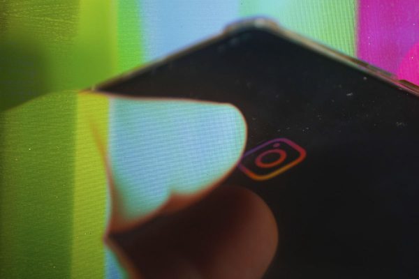 Instagram fica fora do ar nesta terça-feira (29/3) e web reclama￼