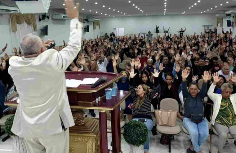 Após rejeitar proposta de 4 milhões do PT, pastor sofre perseguição