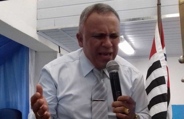 Revelação do pastor Ezequias em igreja vira caso de polícia; “estavam no motel”