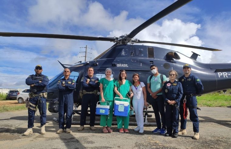 Coração é transportado de helicóptero de Caruaru ao Recife para paciente à espera de transplante