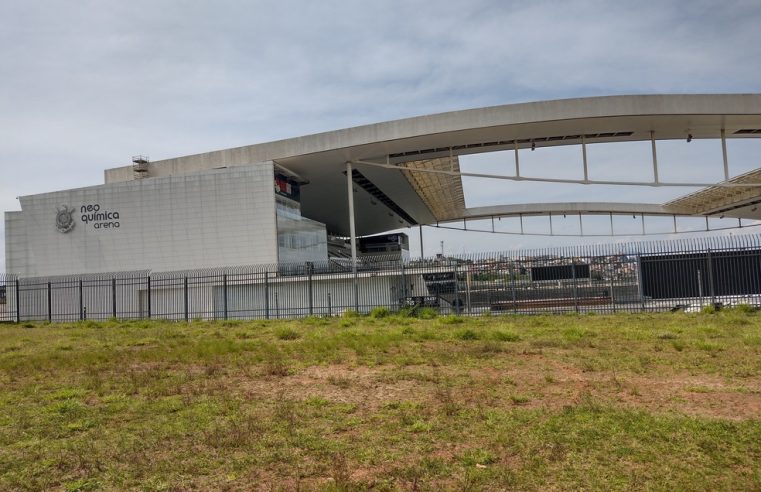 Homem é preso sob suspeita de estupro de vulnerável em banheiro do estádio do Corinthians