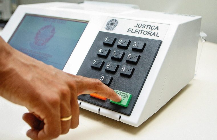 Lula Sanciona LDO com Recorde de R$4,9 Bilhões para Financiamento Eleitoral em 2024