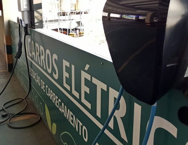 Explosão no consumo de energia de carros elétricos no Brasil gera preocupações