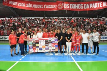 “Estreia emocionante do Miguelense 2025 atrai multidão ao Medeirão e contagia torcida”