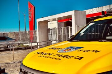 Homem é preso pelo 8º BPM após agredir companheira durante discussão envolvendo drogas