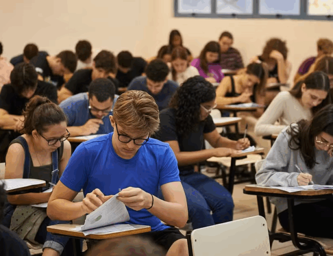 FUVEST 2026: Prova reforça mudança de perfil e Filadd aponta tendência de maior interpretação na 2ª fase