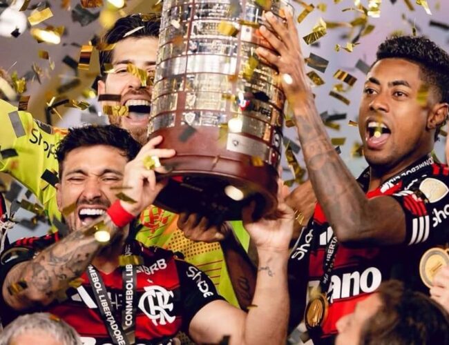 Flamengo conquista tetracampeonato da Libertadores após vitória sobre o Palmeiras