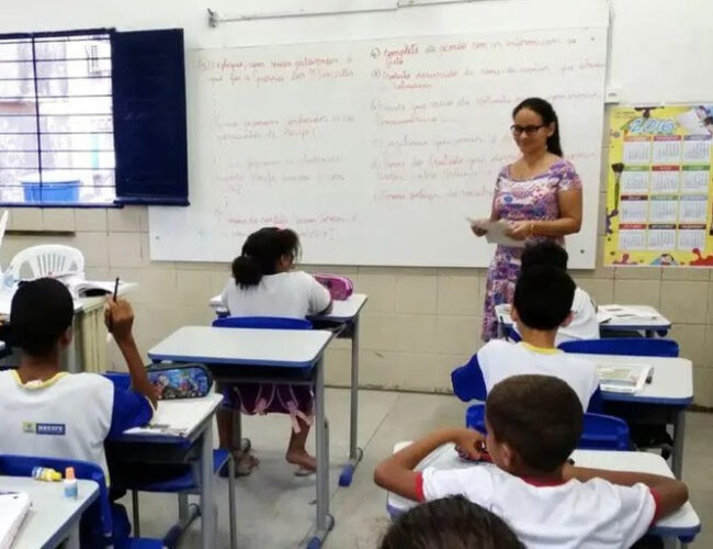 Isenção do Imposto de Renda duplica número de professores da educação básica beneficiados em Pernambuco