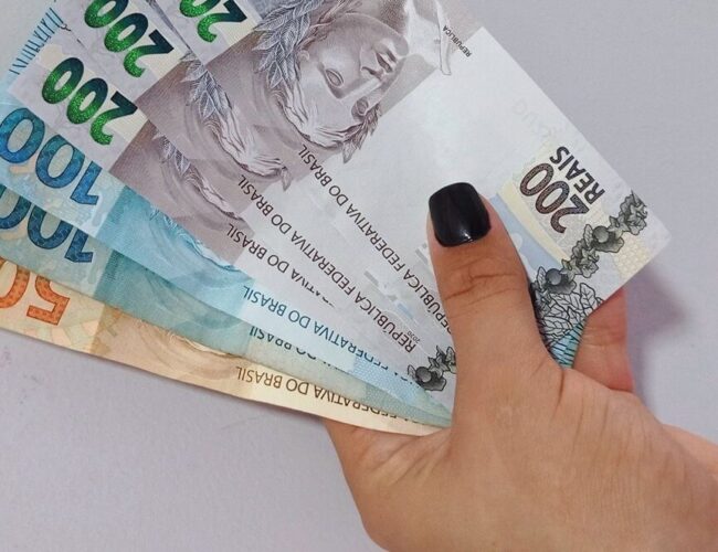 Última chance de sacar abono salarial: prazo termina nesta segunda-feira!