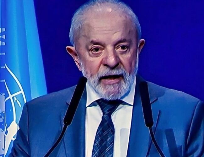 Pesquisa aponta que metade dos brasileiros desaprova Lula