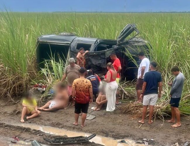 Tragédia na AL 220: Mulher morre em acidente durante trajeto para velório de amigo