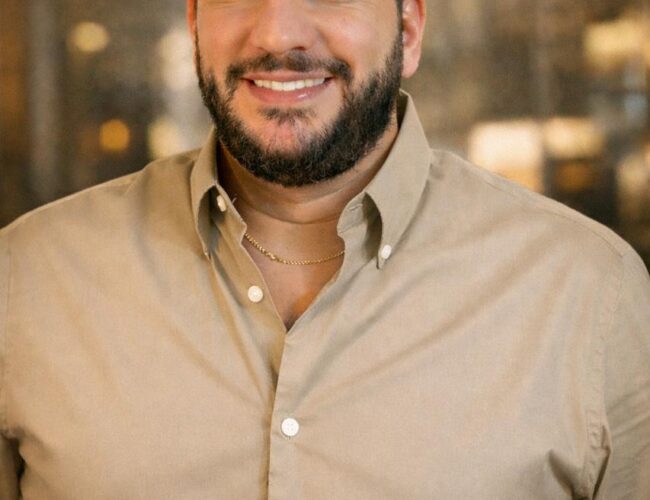 De empreendedor a referência nacional: Robson Ouro Preto consolida protagonismo na comunicação digital