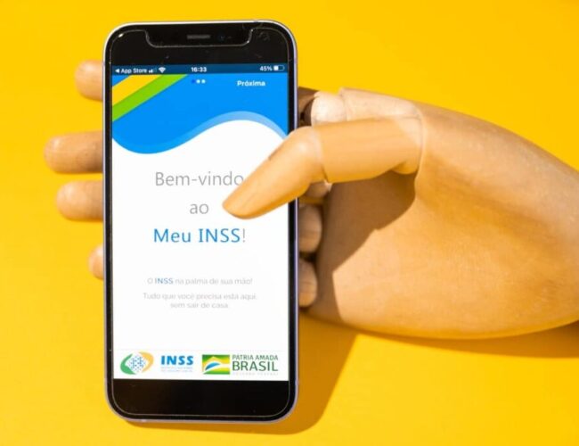 Pretende se aposentar em breve? Experimente o novo simulador do INSS no aplicativo oficial.