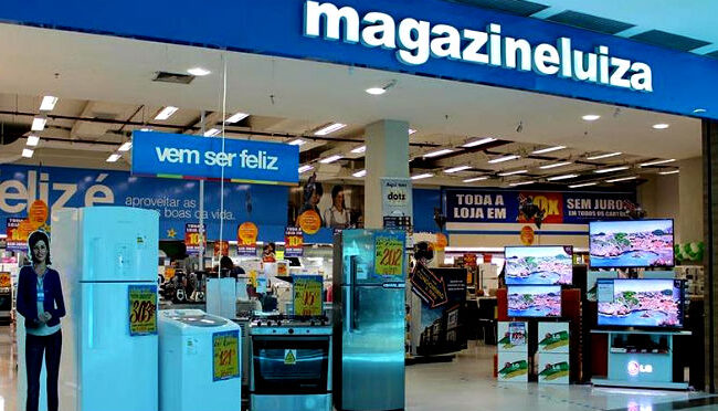 Cliente será indenizado após receber máquina de lavar com defeito da Magazine Luiza e empresa de eletrodomésticos