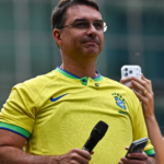 Flávio Bolsonaro desembarca no Nordeste para testar popularidade como pré-candidato à Presidência