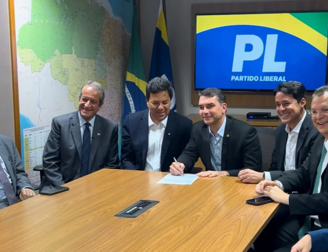 Mendonça Filho se filia ao PL e reforça posição de oposição ao PT