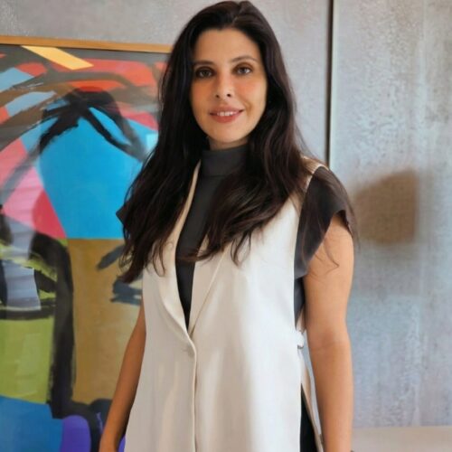 Dra. Lívia Noleto chama atenção para causas da tontura durante campanha de abril